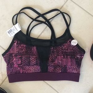 GAIAM SIZE XS MEDIUM SUPPORT YOGA BRA
